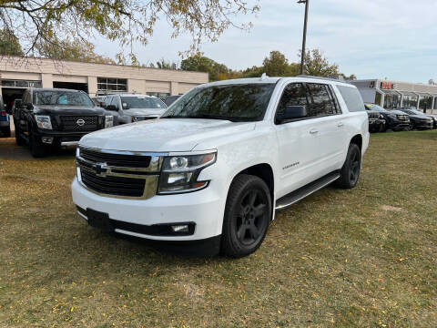 2017 Chevrolet Suburban Premier 4WD photo