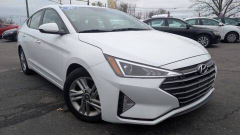 2020 Hyundai Elantra SEL FWD photo