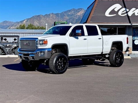 2016 GMC Sierra 2500HD Denali 4WD photo