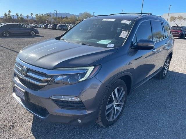 2016 Honda Pilot Touring FWD photo