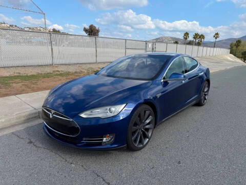 2016 Tesla Model S 70 RWD photo