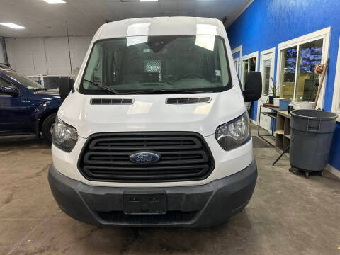 2017 Ford Transit Passenger Wagon XL RWD photo