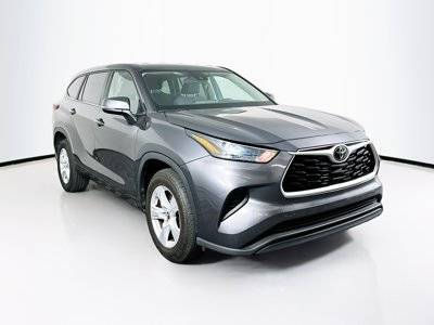 2023 Toyota Highlander L FWD photo