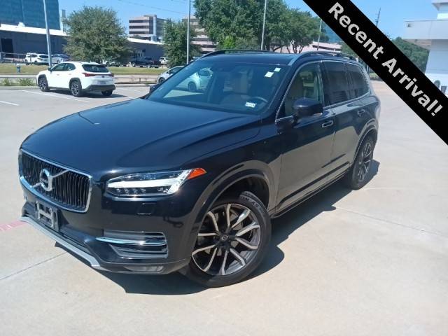 2016 Volvo XC90 T6 Momentum AWD photo