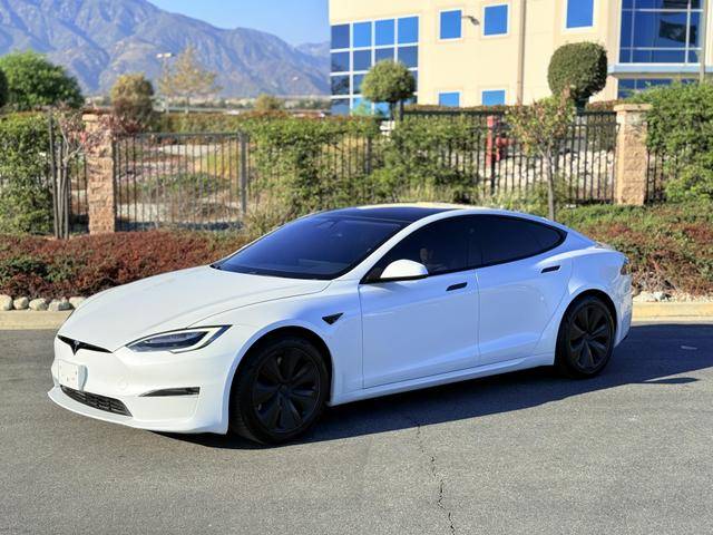 2021 Tesla Model S Plaid AWD photo