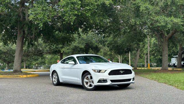 2015 Ford Mustang EcoBoost RWD photo