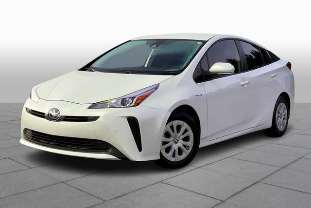 2022 Toyota Prius LE FWD photo