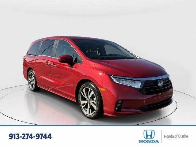 2023 Honda Odyssey Touring FWD photo