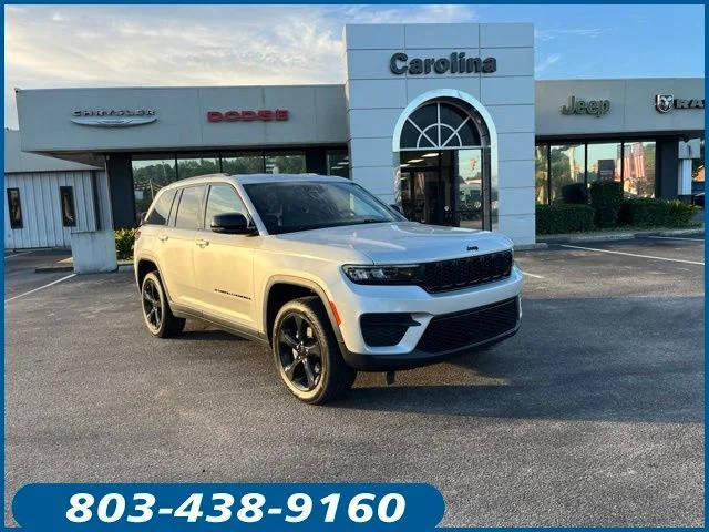 2022 Jeep Grand Cherokee Altitude 4WD photo