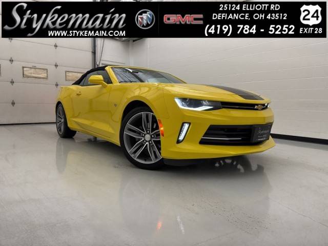 2016 Chevrolet Camaro 1LT RWD photo