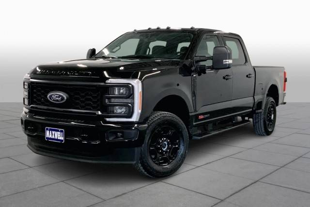 2023 Ford F-250 Super Duty XLT 4WD photo