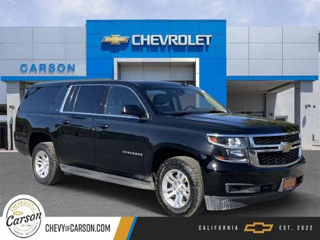 2019 Chevrolet Suburban LT 4WD photo