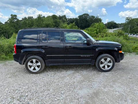 2015 Jeep Patriot Latitude 4WD photo