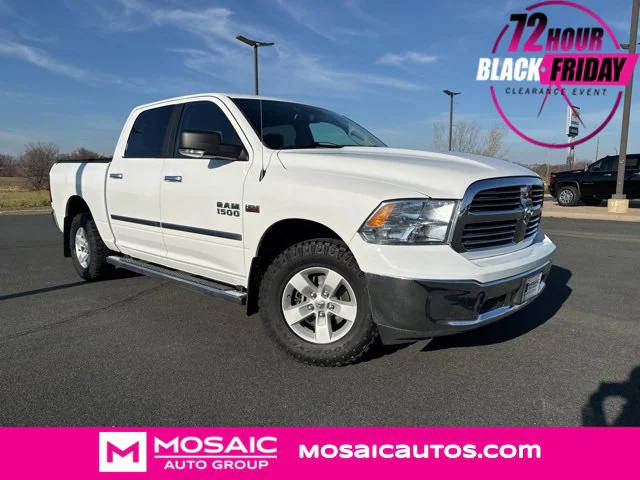 2017 Ram 1500 SLT 4WD photo