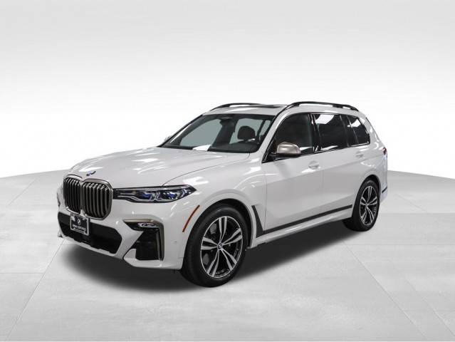 2022 BMW X7 M50i AWD photo