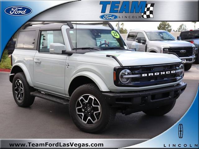 2022 Ford Bronco 2 Door Outer Banks 4WD photo