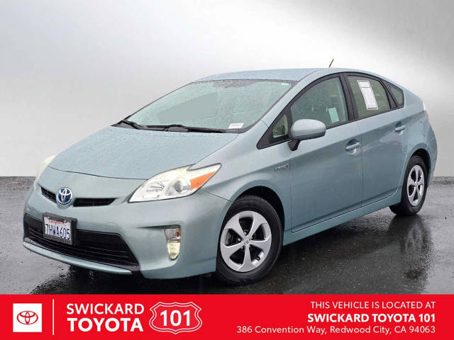 2015 Toyota Prius Four FWD photo