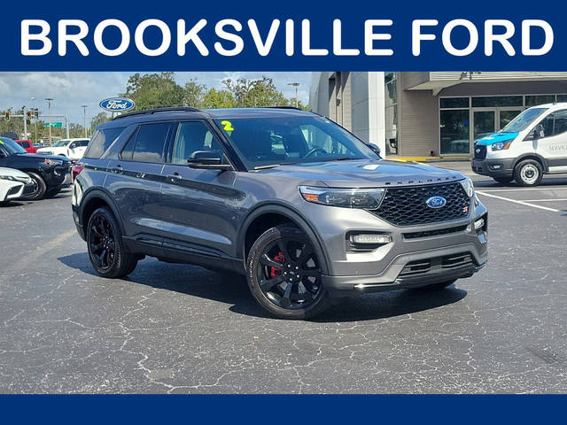 2022 Ford Explorer ST 4WD photo