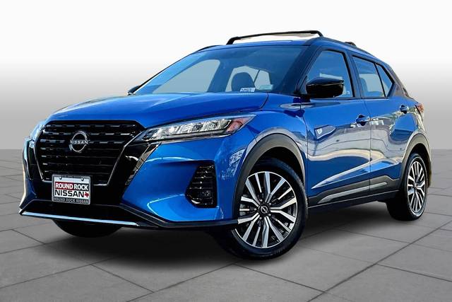 2023 Nissan Kicks SR FWD photo