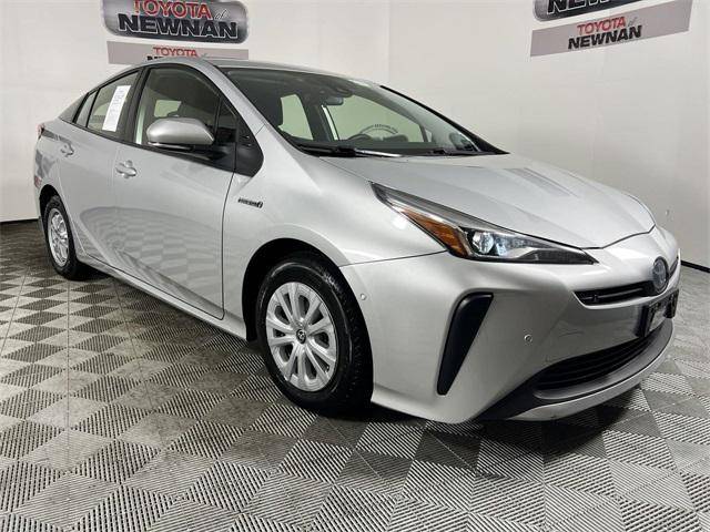 2021 Toyota Prius LE FWD photo