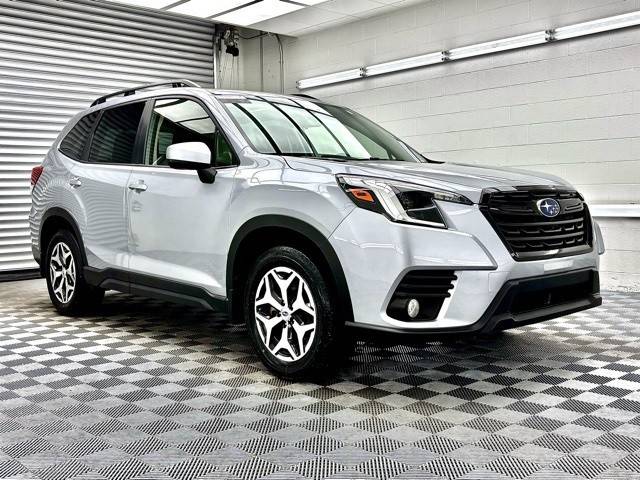 2023 Subaru Forester Premium AWD photo