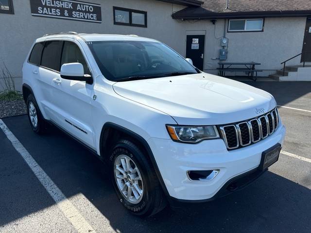 2018 Jeep Grand Cherokee Laredo E 4WD photo