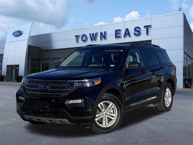 2023 Ford Explorer XLT 4WD photo