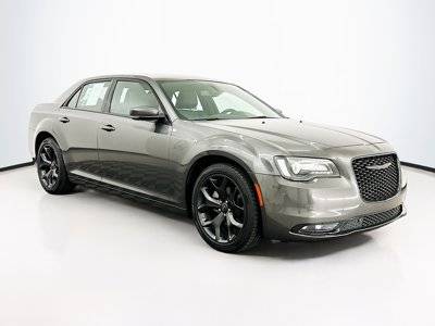 2023 Chrysler 300 300S RWD photo