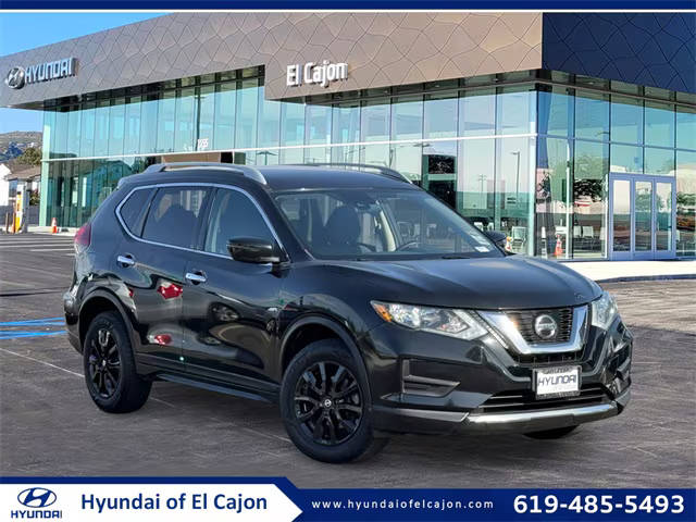 2020 Nissan Rogue SV AWD photo