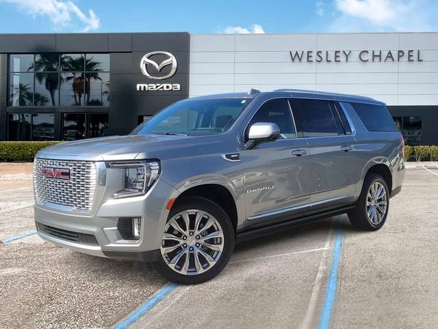 2023 GMC Yukon XL Denali 4WD photo