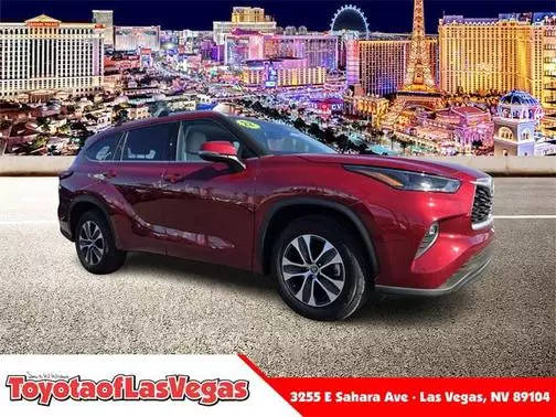 2022 Toyota Highlander XLE FWD photo