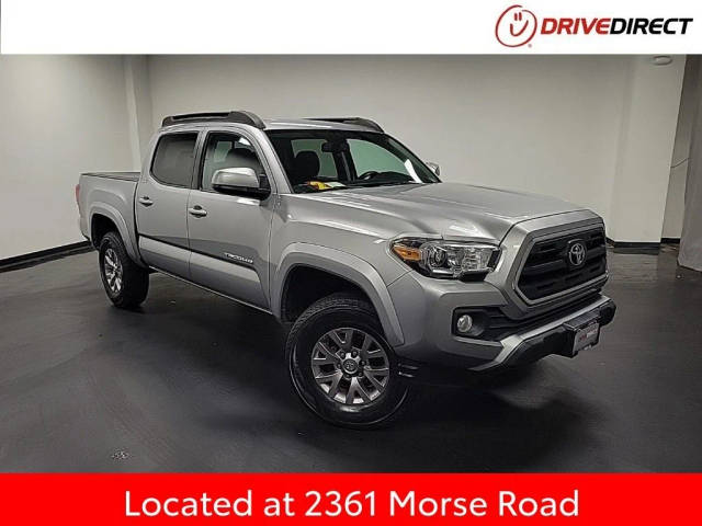 2016 Toyota Tacoma SR5 4WD photo