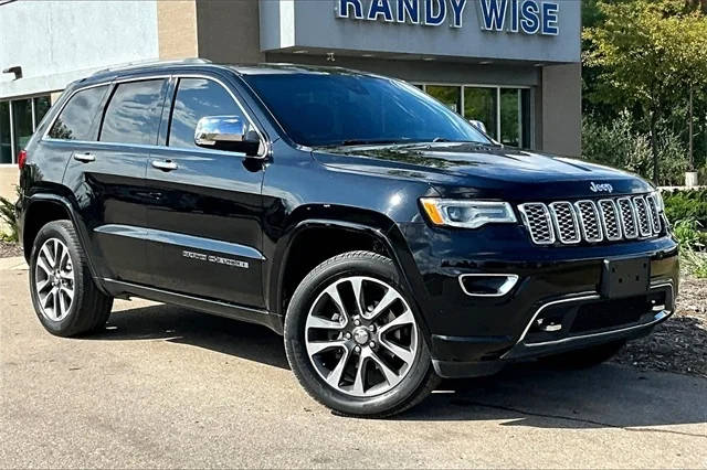 2018 Jeep Grand Cherokee Overland 4WD photo