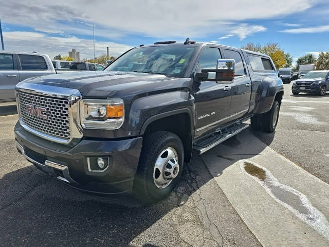 2016 GMC Sierra 3500HD Denali 4WD photo