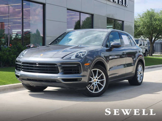 2023 Porsche Cayenne AWD photo
