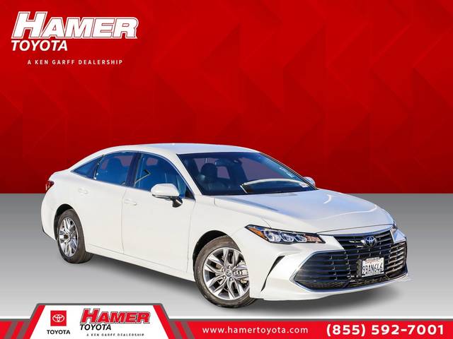 2022 Toyota Avalon XLE FWD photo