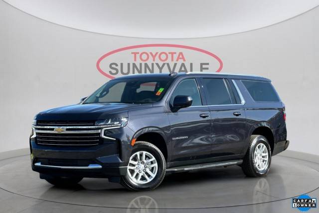 2023 Chevrolet Suburban LT RWD photo