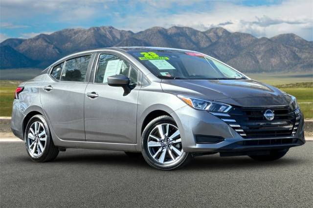 2023 Nissan Versa SV FWD photo