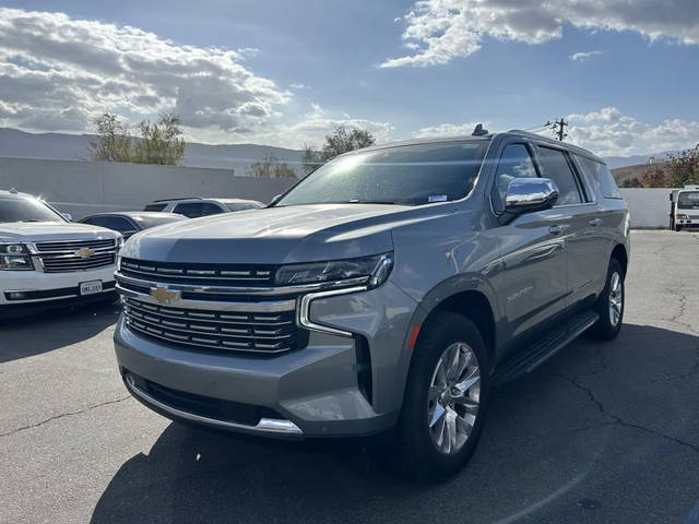 2023 Chevrolet Suburban Premier RWD photo