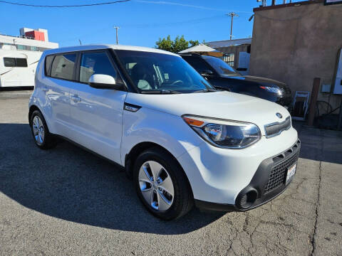 2015 Kia Soul Base FWD photo