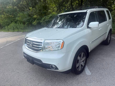 2015 Honda Pilot Touring FWD photo