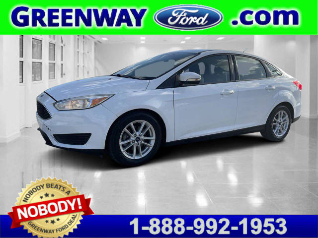 2017 Ford Focus SE FWD photo