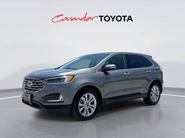 2022 Ford Edge Titanium AWD photo
