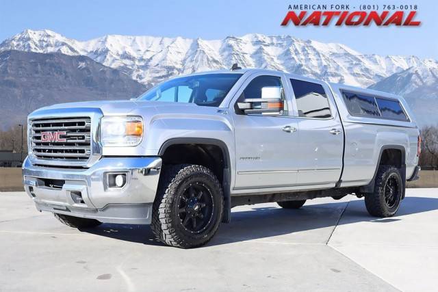 2018 GMC Sierra 2500HD SLT 4WD photo