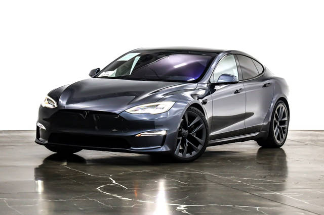 2022 Tesla Model S  AWD photo