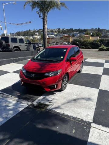 2015 Honda Fit LX FWD photo