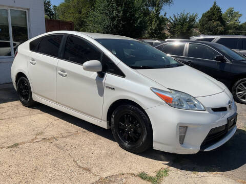 2015 Toyota Prius Four FWD photo