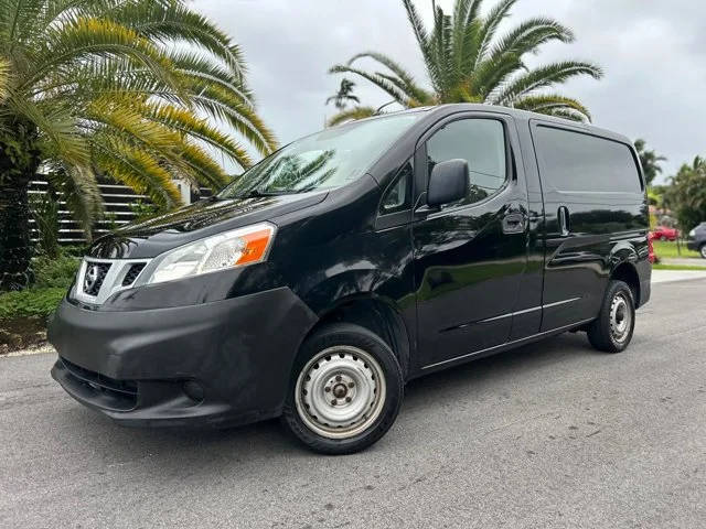 2015 Nissan NV200 S FWD photo