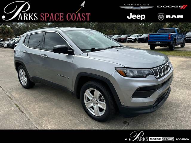 2022 Jeep Compass Latitude FWD photo