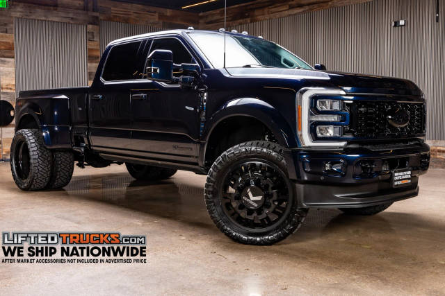 2023 Ford F-450 Super Duty XL 4WD photo